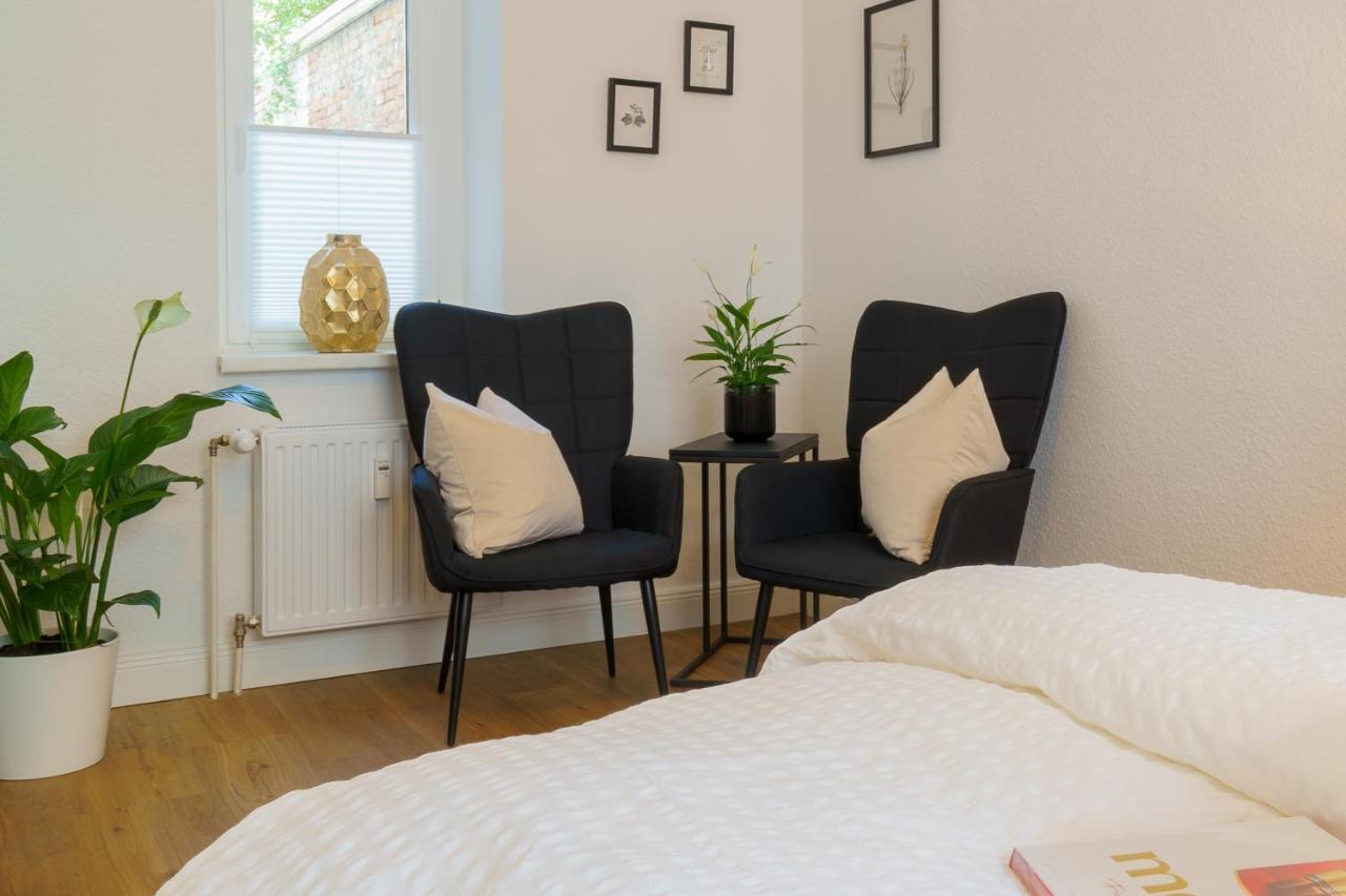 Suite Fuer 4 Mit Terrasse Im Herzen Der Innenstadt Schwerin  Exterior photo