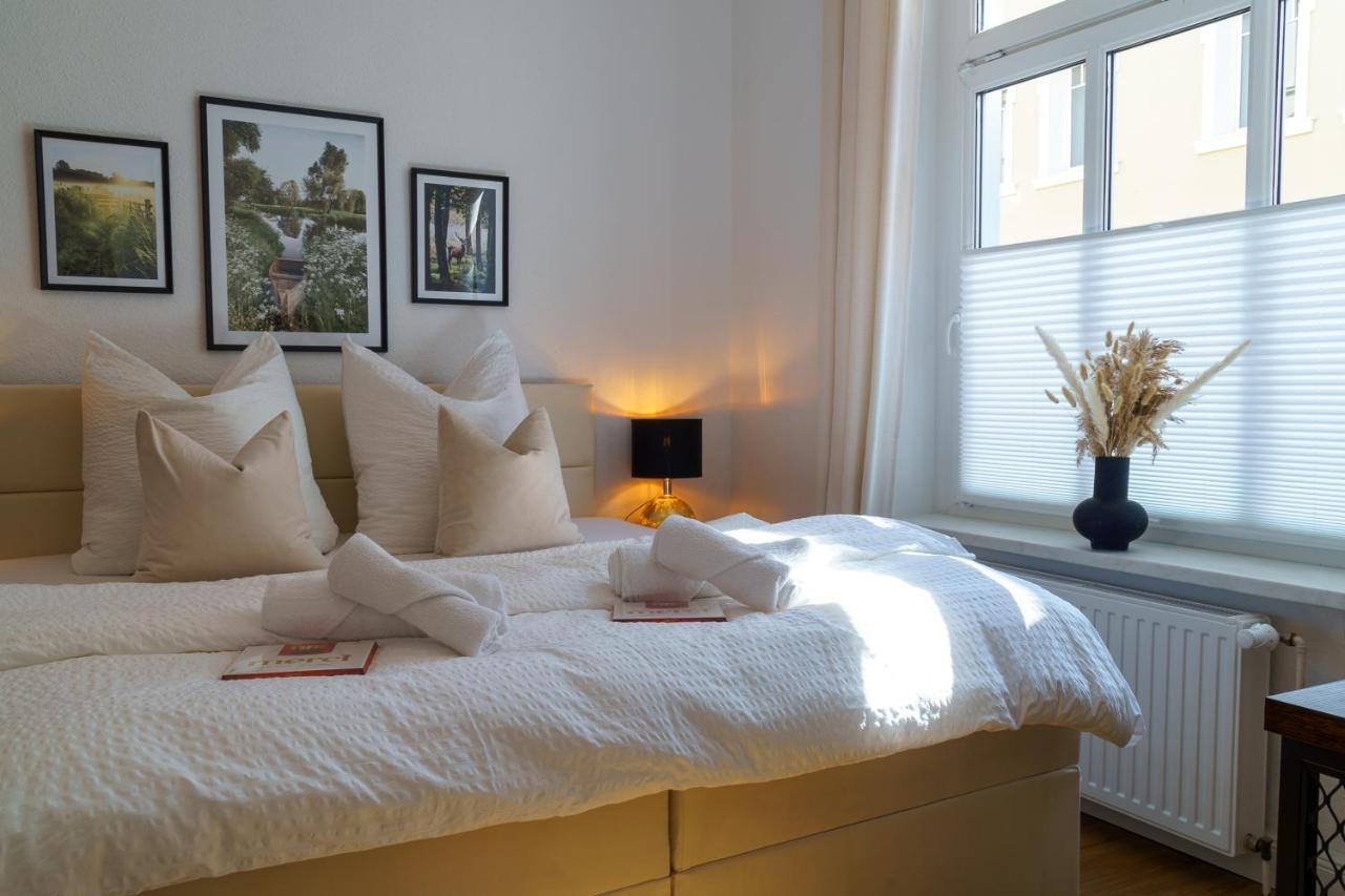 Suite Fuer 4 Mit Terrasse Im Herzen Der Innenstadt Schwerin  Exterior photo